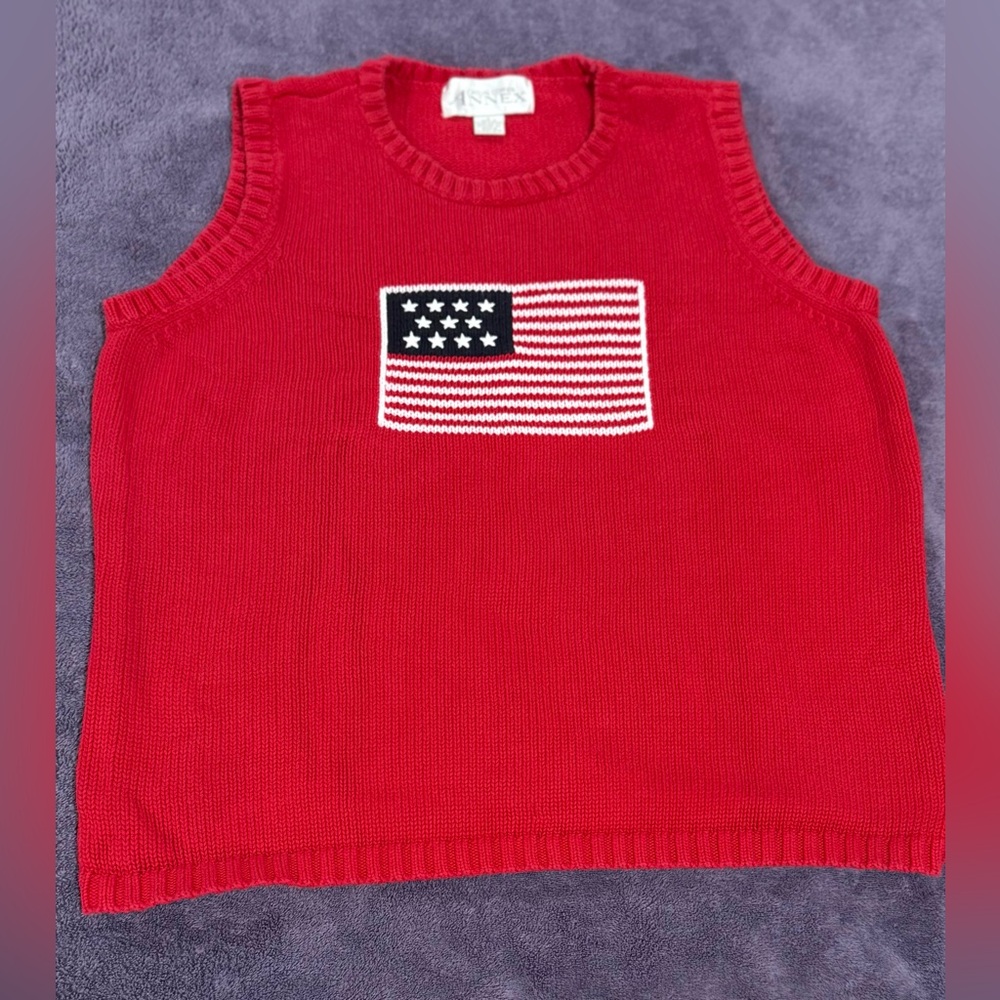 Casual Corner Red Sleeveless Sweater with Flag Design